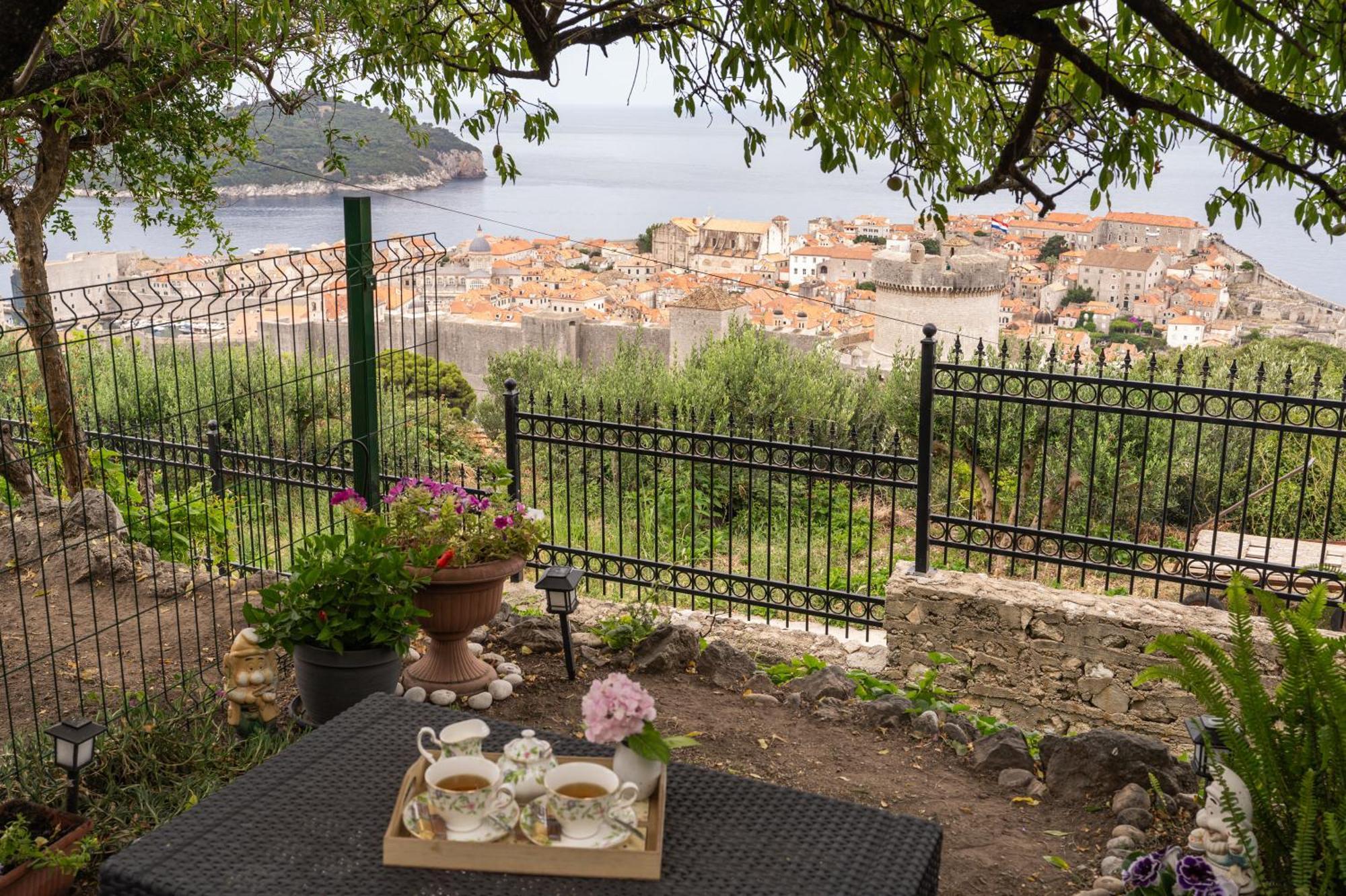 Maro * Dubrovnik
