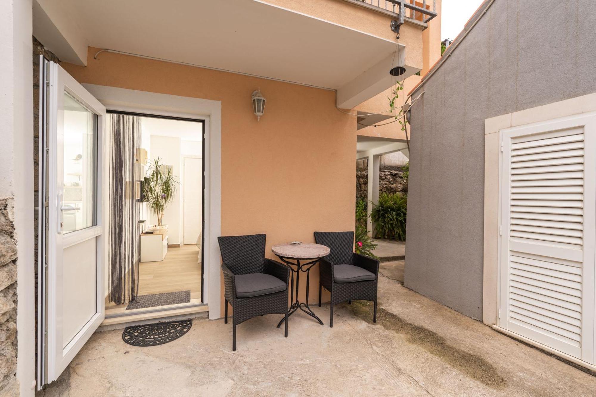 Apartment Maro